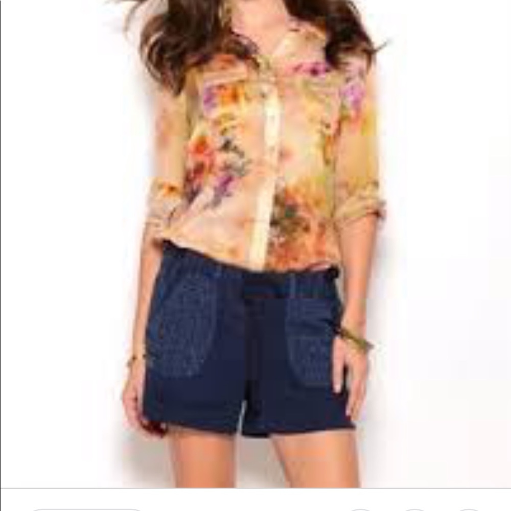 T175 Da-nang 100% silk button down shirt